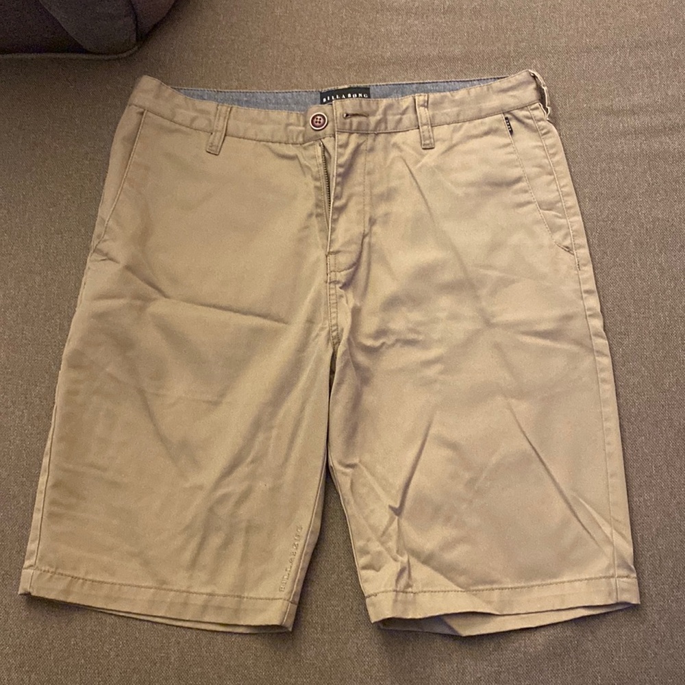 Billabong Men’s Khaki’s Shorts Size 32